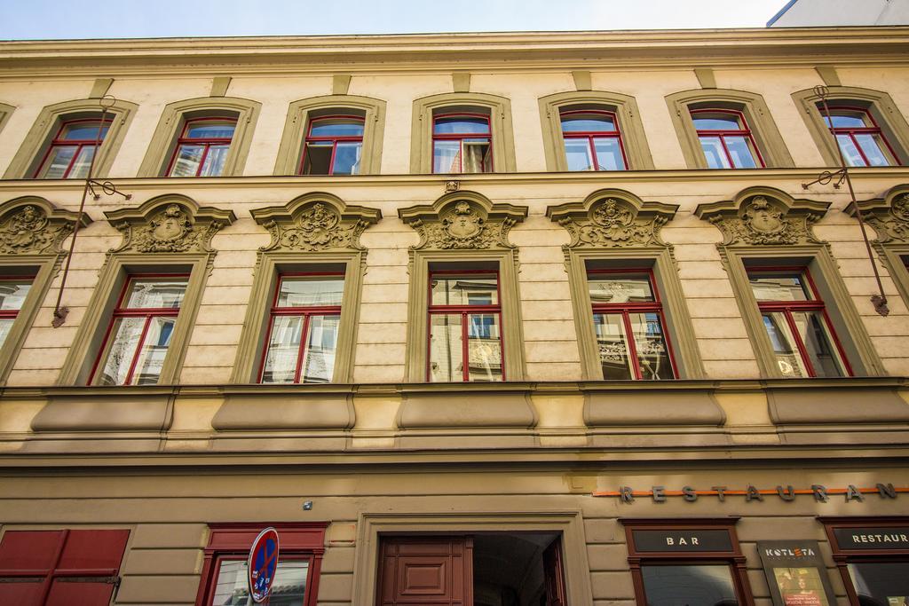 Mighty Prague Apartments Truhlarska Exterior photo